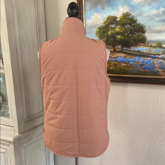 Carhartt Women's Quilted Vest - Peach - Picture 3 of 6